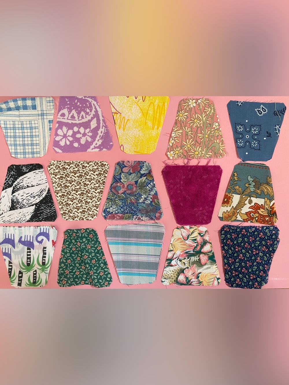 500+ Tumbler Shape Quilt Pieces